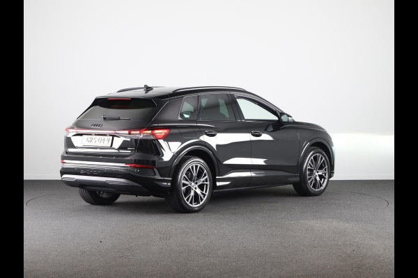 Audi Q4 e-tron 45 quattro Advanced edition 82 kWh 286pk | Navigatie | Adaptieve cruise controle | 20 inch lichtmetalen velgen