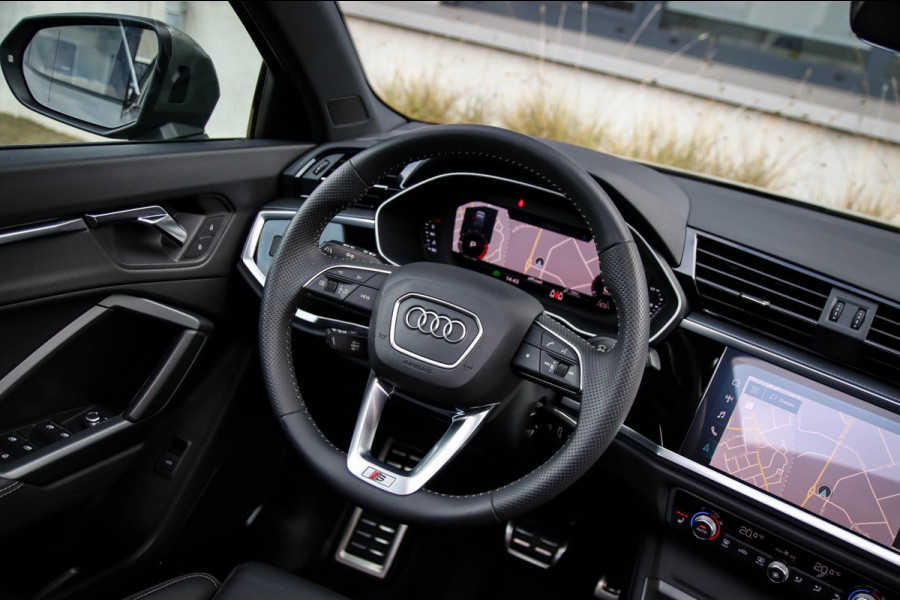 Audi Q3 35 TFSI 1.5TFSI S Line Pro Line S 150pk S-Tronic! Panoramadak|Virtual Cockpit|LED Matrix|Leder|B&O|Black|21inch|Trekhaak