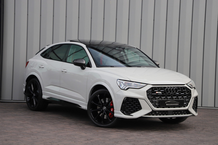 Audi RS Q3 Sportback 2.5 TFSI | Pano | RS-Stoelen | B&O | Carbon | Sfeerverlichting | Keyles | ACC | Matrix-led | 2021.