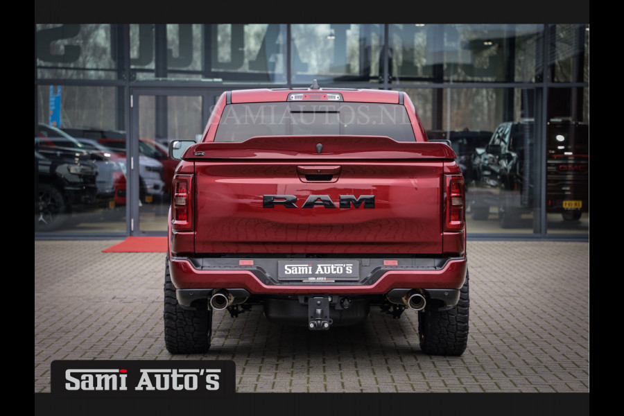 Dodge Ram 2025 LARAMIE SPORT HURRICANE 420PK 636 Nm | PRIJS MET LPG EN COVER EN GARANTIE | DUBBELE CABINE | PICK UP | 5 PERSOONS | DC | GRIJSKENTEKEN | Velvet Red Pearl VOORAAD 2218 - 3854