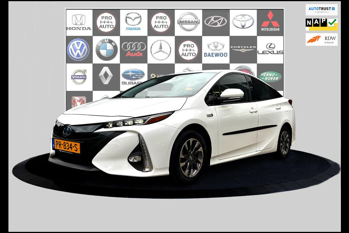 Toyota Prius 1.8 Plug-in Business Plus Camera_Navi_Headsup_Lane dep