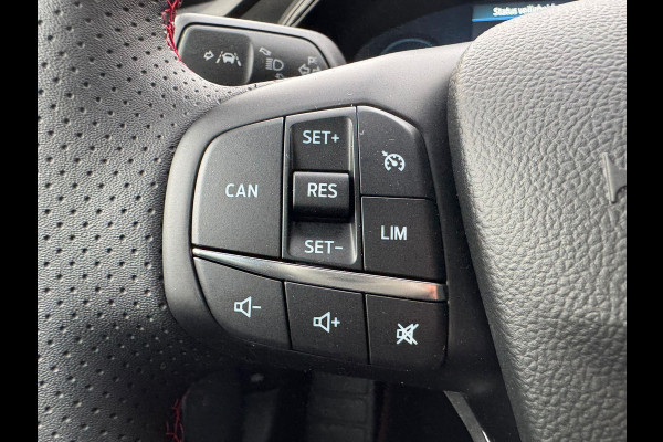 Ford Focus 1.0 EcoBoost Hybrid ST Line Wagon 155pk Automaat | Winter Pack | Chrome Blue | 12.3 inch personaliseerbare Digital Cockpit | Achteruitrijcamera | Draadloos opladen mobiele telefoon | Ford Keyless Entry