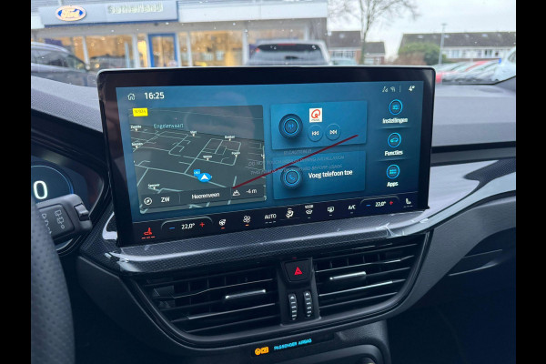 Ford Focus 1.0 EcoBoost Hybrid ST Line Wagon 155pk Automaat | Winter Pack | Chrome Blue | 12.3 inch personaliseerbare Digital Cockpit | Achteruitrijcamera | Draadloos opladen mobiele telefoon | Ford Keyless Entry
