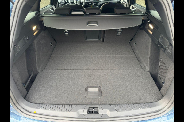 Ford Focus 1.0 EcoBoost Hybrid ST Line Wagon 155pk Automaat | Winter Pack | Chrome Blue | 12.3 inch personaliseerbare Digital Cockpit | Achteruitrijcamera | Draadloos opladen mobiele telefoon | Ford Keyless Entry