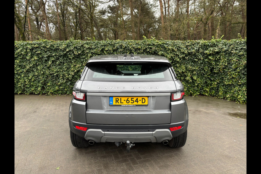 Land Rover Range Rover Evoque 2.0 TD4 Urban Series SE | Panorama | LED | Camera | Cruise Controle | Navigatie Clima | Trekhaak |