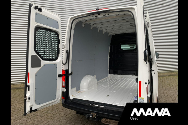 Volkswagen Crafter 35 3.180 180pk Automaat TDI L3H3 Highline Adaptive-Cruise 360Sensoren Camera Airco Verwarmde-Stoel/Voorruit/Spiegel CarPlay Trek