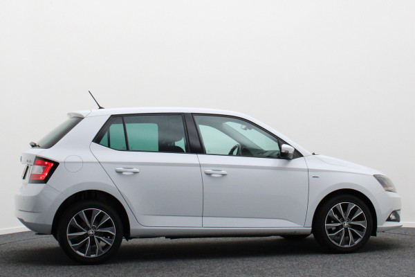 Škoda Fabia 1.0 TSI Drive Climate, Cruise, Navigatie, Bluetooth, DAB, PDC, Xenon, 16''