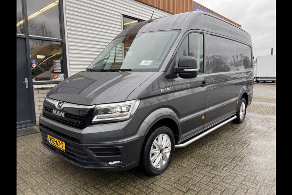 MAN TGE 35 2.0 Standaard Hoog L2H2 177pk automaat / vaste prijs rijklaar € 29.950 ex btw / lichtmetalen velgen / pdc rondom / airco / cruise / donker grijs metallic / trekhaak 3000 kg