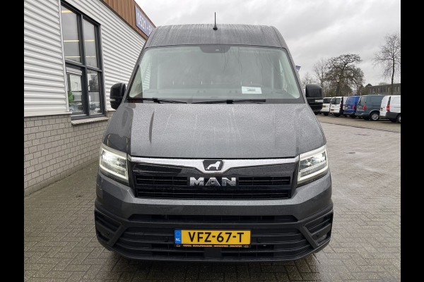 MAN TGE 35 2.0 Standaard Hoog L2H2 177pk automaat / vaste prijs rijklaar € 29.950 ex btw / lichtmetalen velgen / pdc rondom / airco / cruise / donker grijs metallic / trekhaak 3000 kg