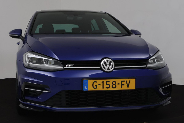 Volkswagen Golf 1.5 TSI Highline Business R Automaat (PANORAMADAK, VIRTUAL, NAVIGATIE, PDC, ADAPTIVE, NL-AUTO, GOED ONDERHOUDEN)