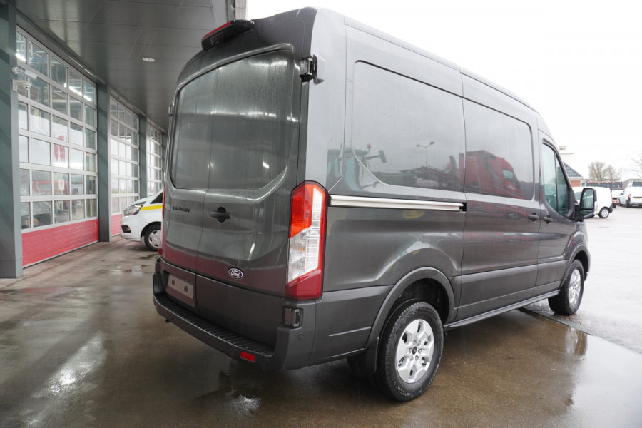 Ford Transit 350M 2.0 TDCI 165PK L2H2 Limited Automaat Nr. V109 |Airco | Adap.Cruise | Navi | 360 Camera