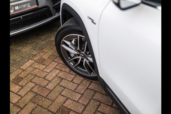 Mercedes-Benz GLA AMG 35 4MATIC | Trekhaak |  Camera | Pano | Sfeerverlichting | Stoelverw.