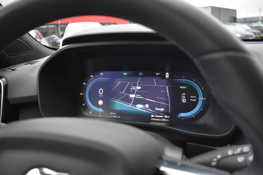 Volvo XC40 Recharge Core 70 kWh | Trekhaak | Interieur voorverwarming/(koeling) | Stoelverwarming- Stuurverwarming | Camera