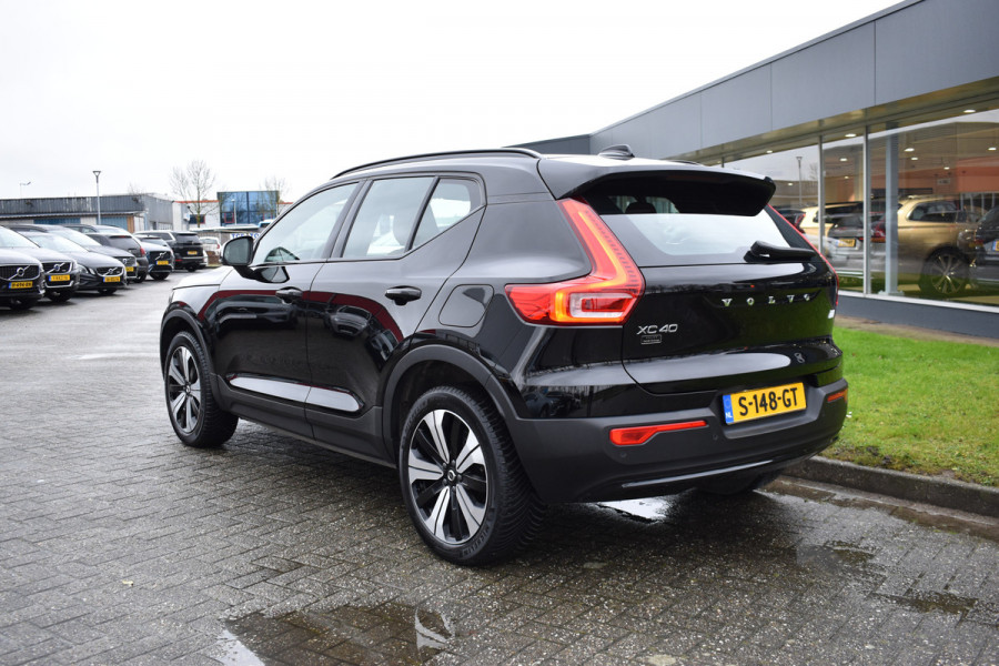 Volvo XC40 Recharge Core 70 kWh | Trekhaak | Interieur voorverwarming/(koeling) | Stoelverwarming- Stuurverwarming | Camera