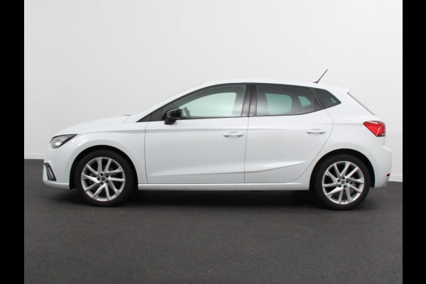 Seat Ibiza 1.0 E-TSI 110pk DSG FR | Adaptive cruise control | Climate control | LED | Verwarmde voorstoelen| Parkeersensoren | Achteruitrij camera | Apple Caplay/ Android Auto