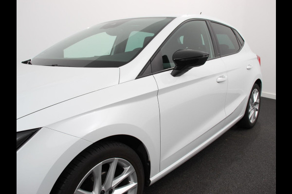 Seat Ibiza 1.0 E-TSI 110pk DSG FR | Adaptive cruise control | Climate control | LED | Verwarmde voorstoelen| Parkeersensoren | Achteruitrij camera | Apple Caplay/ Android Auto