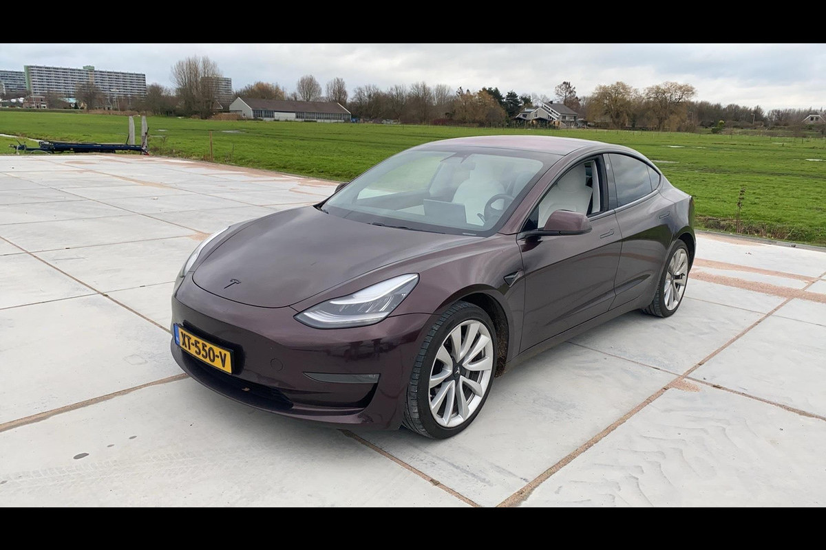 Tesla Model 3 Long Range AWD 75 kWh