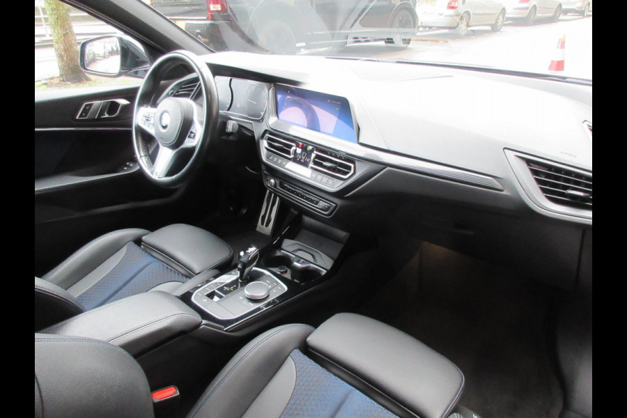 BMW 1-serie 118i High Executive M Sport Aut Navi Leer