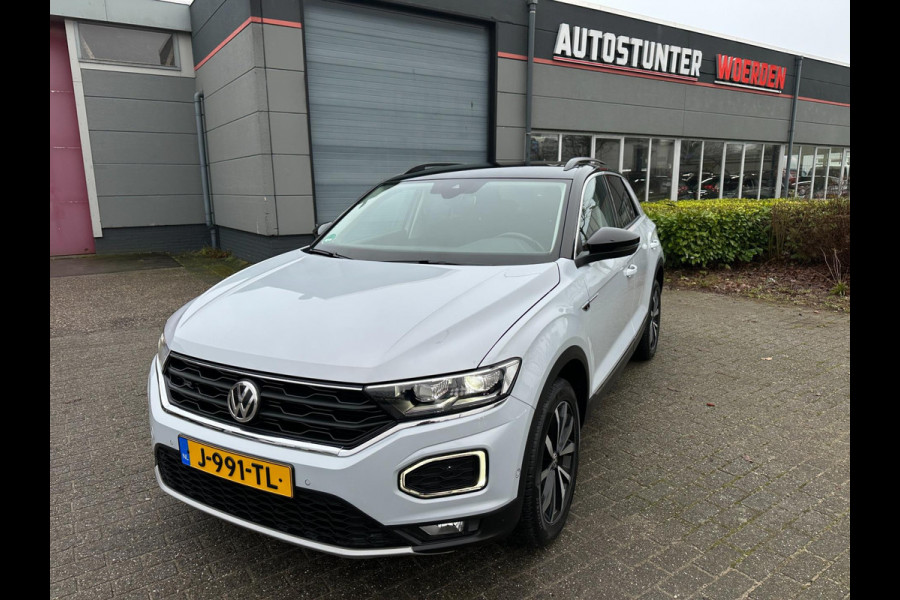 Volkswagen T-Roc 1.5 TSI Sport R-LINE FULL-LED ACC NAVI CARPLAY NEW BANDEN