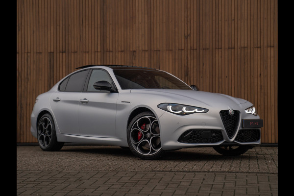 Alfa Romeo Giulia 2.0T 280pk Q4 Competizione | MY24 | Pano-dak | Harman/Kardon