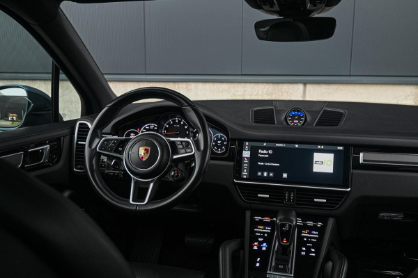 Porsche Cayenne 3.0 *BOSE / Sport-Chrono / Panorama / Stoelventilatie / Luchtvering / Vierwielbesturing / 18-wegs Stoelen + Memory*