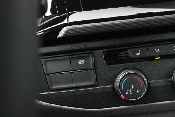 Volkswagen Transporter 2.0 TDI L2H1 150PK BULLI FULL BLACK / JB- EDITION / 2X SCHUIFDEUR / VERLAGINGSVEREN / DUBBEL CABINE / FULL