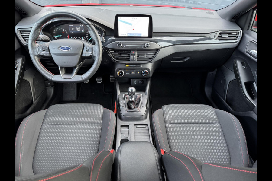 Ford FOCUS Wagon 1.0 EcoBoost ST Line Business 1e Eigenaar,Navi,Clima,Cruise,PDC V+A,125pk,6 Bak,N.A.P,Nieuwe Apk bij Aflevering