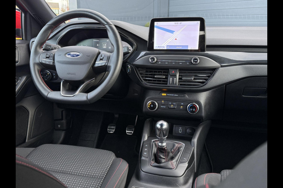 Ford FOCUS Wagon 1.0 EcoBoost ST Line Business 1e Eigenaar,Navi,Clima,Cruise,PDC V+A,125pk,6 Bak,N.A.P,Nieuwe Apk bij Aflevering
