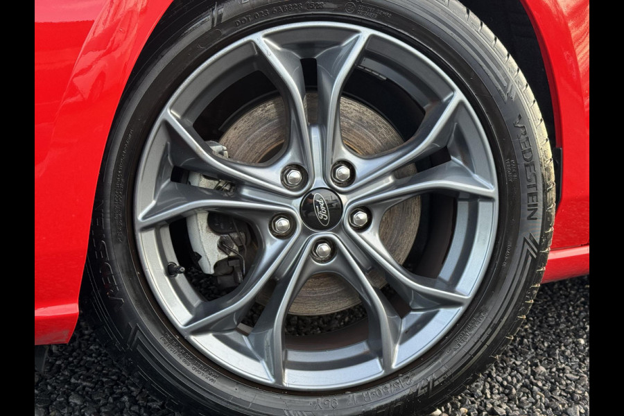 Ford FOCUS Wagon 1.0 EcoBoost ST Line Business 1e Eigenaar,Navi,Clima,Cruise,PDC V+A,125pk,6 Bak,N.A.P,Nieuwe Apk bij Aflevering