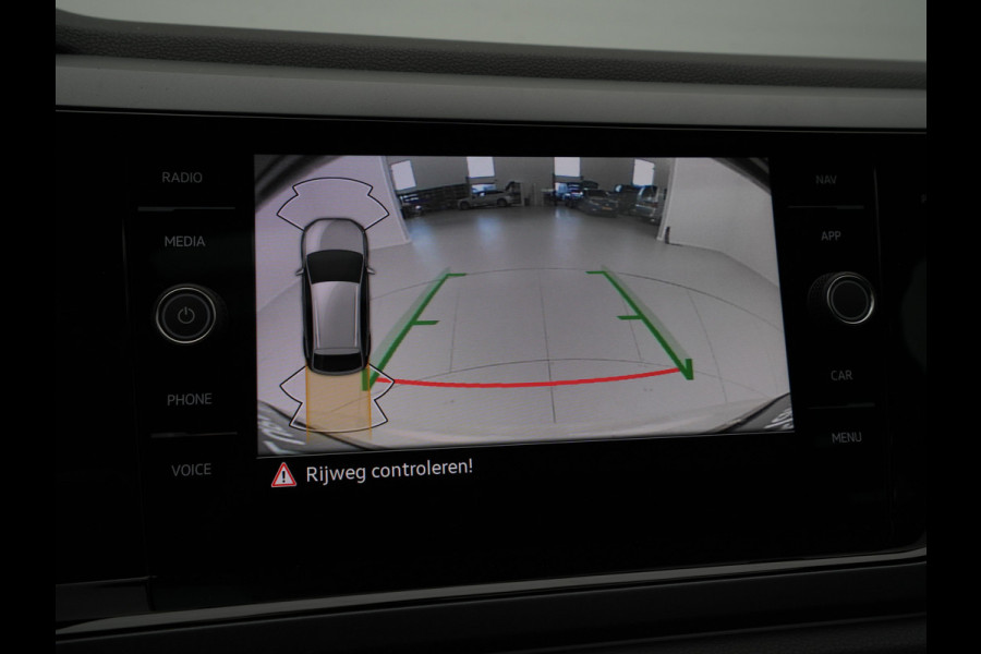 Volkswagen Taigo 1.0 TSI 116 7DSG R-Line Edition | Achterlichten LED | Afstandscontrolesysteem (Front Assist) | Airconditioning automatisch, 2-zone (Climatronic)