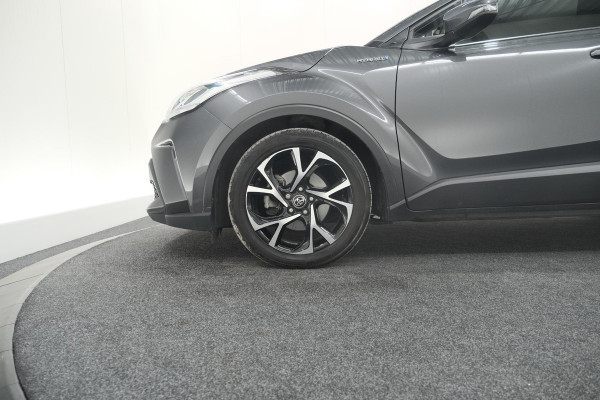 Toyota C-HR 1.8 Hybrid TeamNL | Camera | Navigatie | Apple Carplay | Parkeersensoren | 100% dealer onderhouden