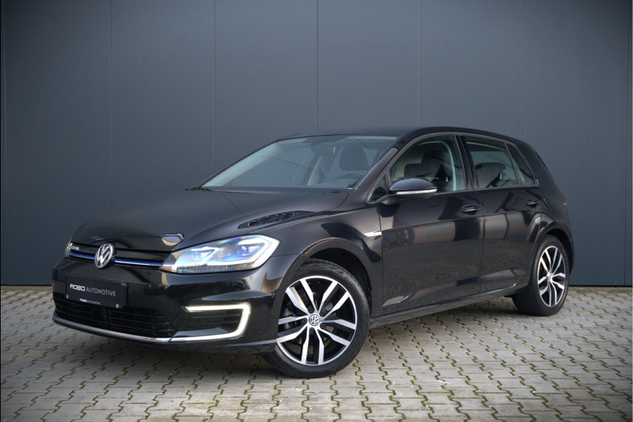 Volkswagen e-Golf E-DITION | Virtual | NAP | Keyless | Apple Carplay | LED | Ambiance Verlichting | BTW | Adaptive Cruise Control | LM. Velgen | Climate Control | Navigatie | PDC |