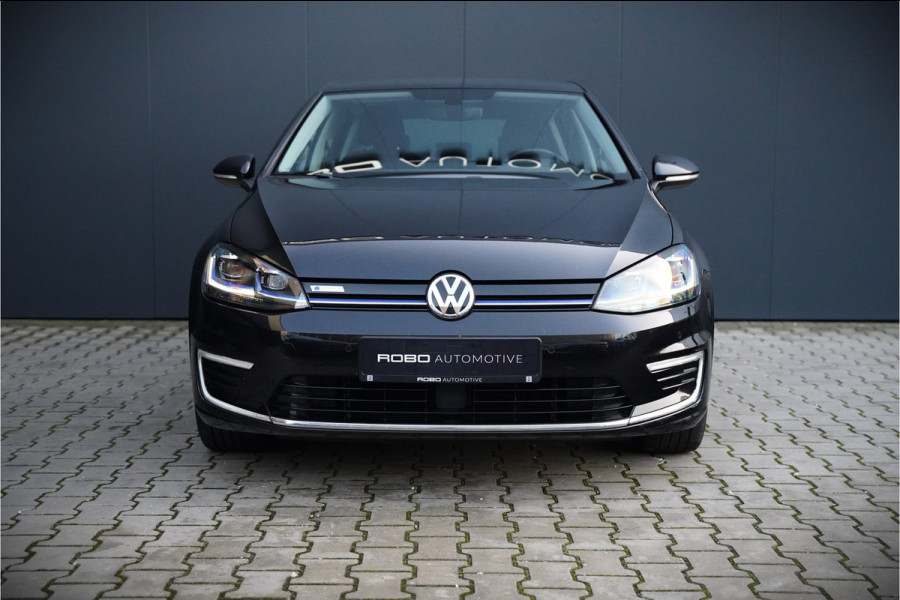 Volkswagen e-Golf E-DITION | Virtual | NAP | Keyless | Apple Carplay | LED | Ambiance Verlichting | BTW | Adaptive Cruise Control | LM. Velgen | Climate Control | Navigatie | PDC |