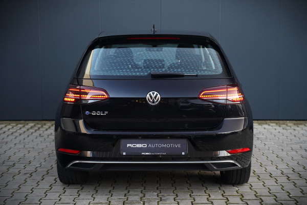 Volkswagen e-Golf E-DITION | Virtual | NAP | Keyless | Apple Carplay | LED | Ambiance Verlichting | BTW | Adaptive Cruise Control | LM. Velgen | Climate Control | Navigatie | PDC |