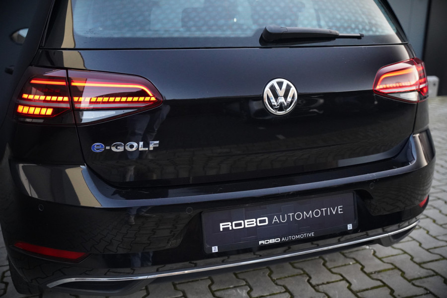 Volkswagen e-Golf E-DITION | Virtual | NAP | Keyless | Apple Carplay | LED | Ambiance Verlichting | BTW | Adaptive Cruise Control | LM. Velgen | Climate Control | Navigatie | PDC |