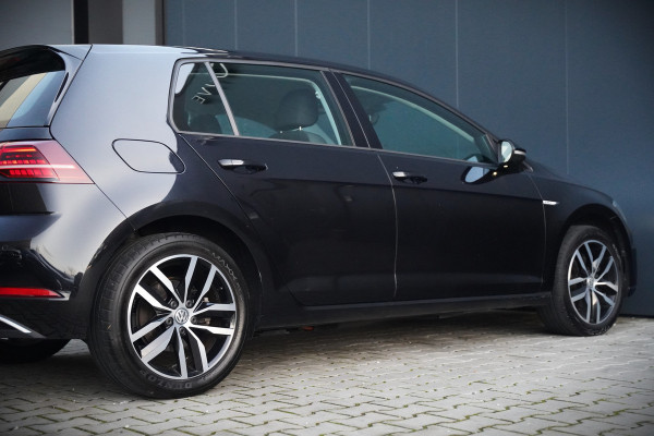 Volkswagen e-Golf E-DITION | Virtual | NAP | Keyless | Apple Carplay | LED | Ambiance Verlichting | BTW | Adaptive Cruise Control | LM. Velgen | Climate Control | Navigatie | PDC |