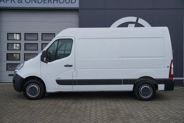 Opel Movano 2.3 TURBO 150 PK L2H2 + 2500 KG TREKHAAK | CAMERA | NAVIGATIE