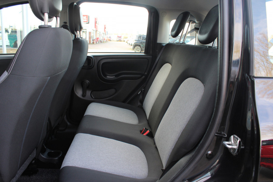 Fiat Panda TwinAir Lounge | All-season banden | Bluetooth | mistlampen