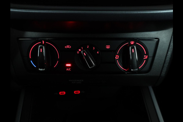 Seat Arona 1.0 TSI Style Business Intense 110pk Automaat | Navigatie| Lichtmetalen velgen