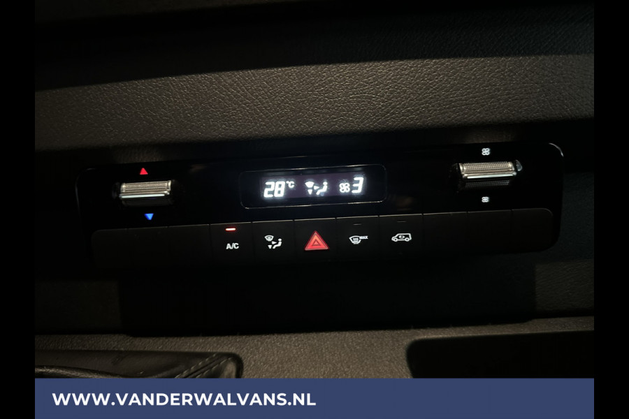 Mercedes-Benz Sprinter 317 CDI 170pk L3H2 Euro6 Airco | Apple Carplay | 360 Graden Camera | Navigatie Android Auto, Cruisecontrol, Chauffeursstoel, Parkeersensoren, Stoelverwarming, Bijrijdersbank