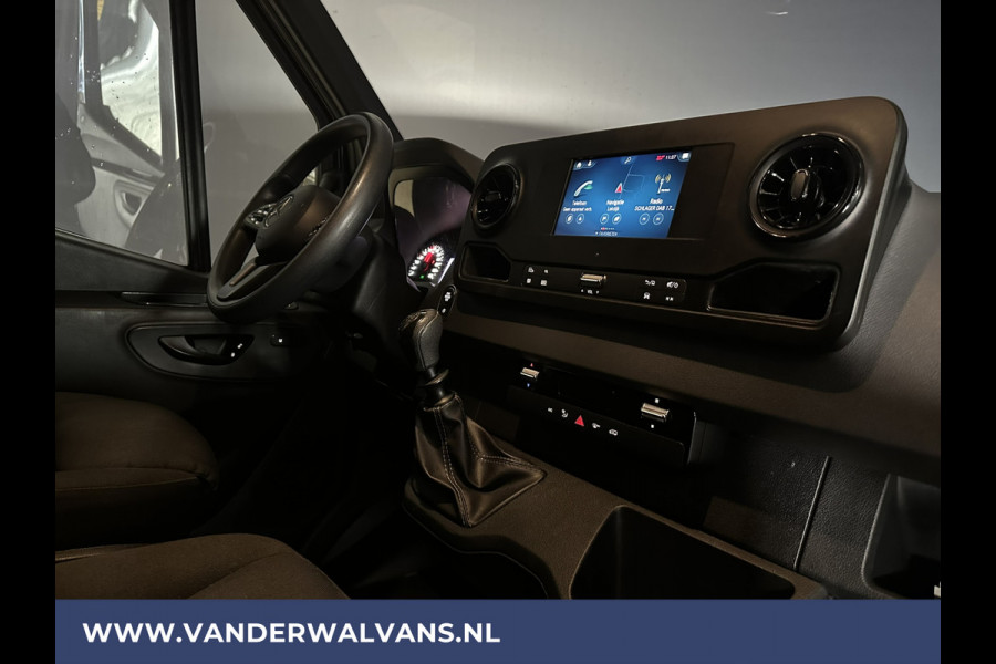 Mercedes-Benz Sprinter 317 CDI 170pk L3H2 Euro6 Airco | Apple Carplay | 360 Graden Camera | Navigatie Android Auto, Cruisecontrol, Chauffeursstoel, Parkeersensoren, Stoelverwarming, Bijrijdersbank