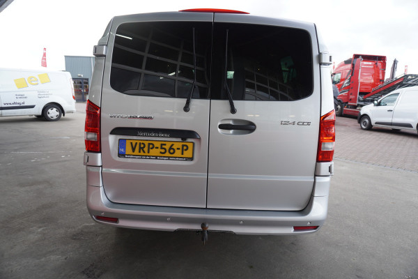 Mercedes-Benz Vito 124 CDI 237PK Extra Lang Tourer Select Dubbelcabine Schuifdeur L + R Automaat Nr. V110 | Climate/ Cruise/ Navi/Camera/Alarm/ Diamond grille