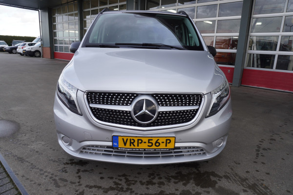 Mercedes-Benz Vito 124 CDI 237PK Extra Lang Tourer Select Dubbelcabine Schuifdeur L + R Automaat Nr. V110 | Climate/ Cruise/ Navi/Camera/Alarm/ Diamond grille