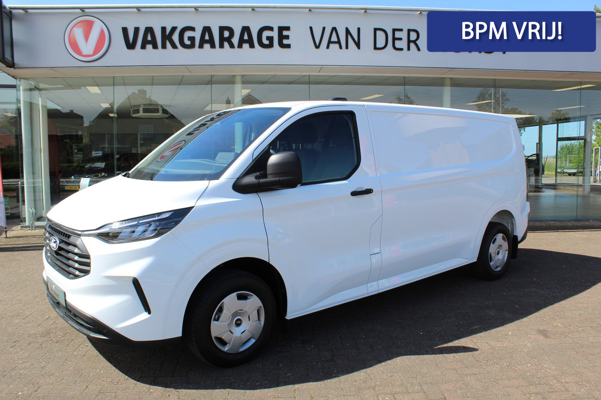 Ford Transit Custom 300 2.0-136pk EcoBlue L2H1 Trend. Profiteer nu van BPM voordeel 2024 ! , Uit voorraad leverbaar, Camera, LED koplampen, Cruise Control, Aut. Airco, App Connect, Winterpack