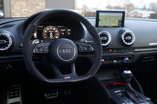 Audi RS3 Sportback 2.5 TFSI Quattro TM700 680PK