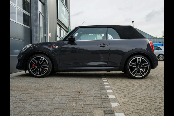 MINI Cabrio 2.0 John Cooper Works, vol-opties! Head-up, Camera + Parkeer Sensoren, Harman Kardon HiFi, Navi prof.