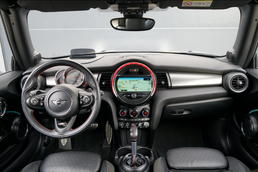 MINI Cabrio 2.0 John Cooper Works, vol-opties! Head-up, Camera + Parkeer Sensoren, Harman Kardon HiFi, Navi prof.