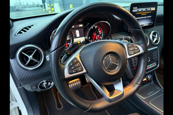 Mercedes-Benz A-Klasse 180 | AMG | Pano | ACC | Memory | FULL