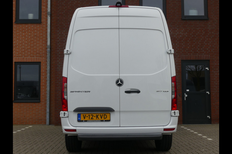 Mercedes-Benz Sprinter 317 CDI L2H2 Airco/Camera/Cruise control/PDC