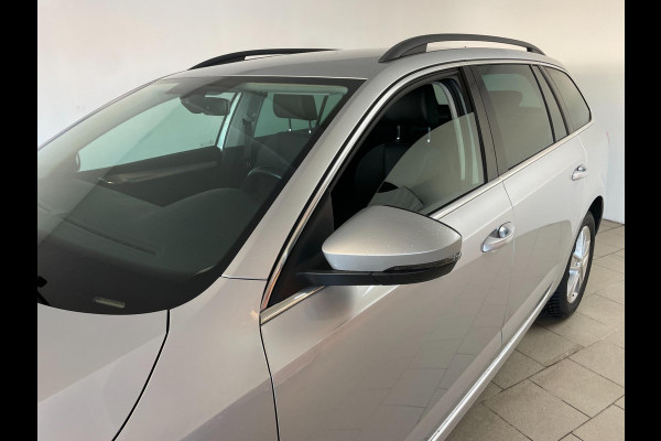 Škoda Octavia Combi 1.6 TDI Greentech Ambition Business AIRCO NAVI CRUISE APPLE CARPLAY STOELVERW VELGEN PRIVACYGL ZEER NETTE AUTO